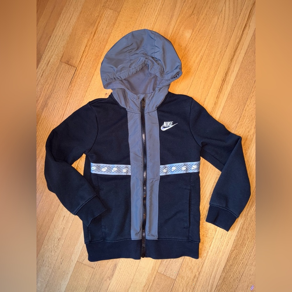 Nike Kids Black and Gray Zip-Up Hoodie